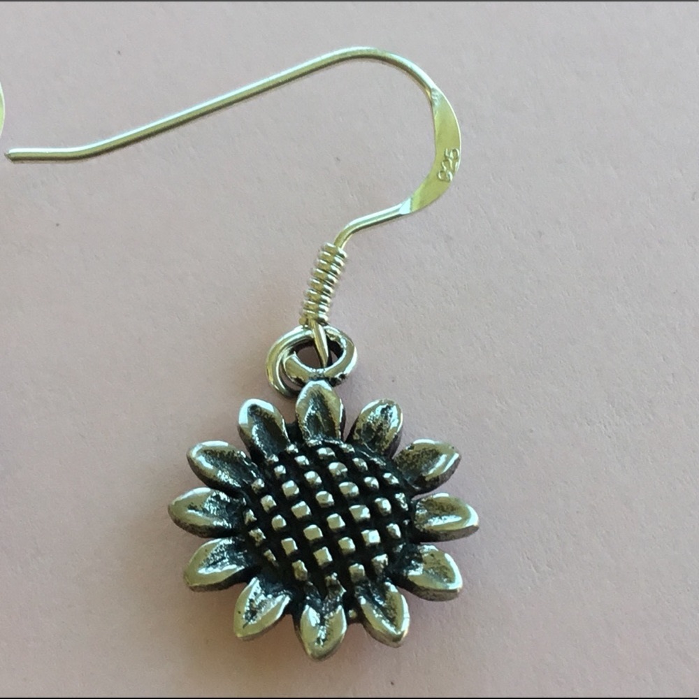 .925 Sterling Silver Sunflower Earrings - Picture 13 of 14